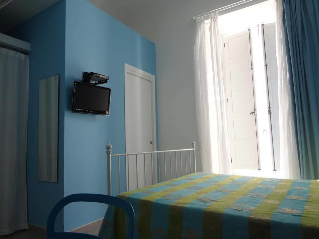 ミラッツォ B ＆ B ラルベルゲットヴィラ エクステリア 写真